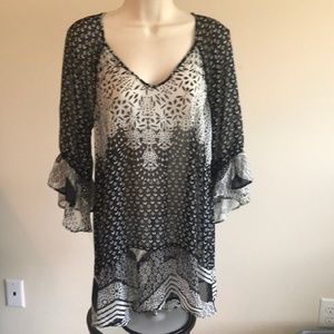 Jessica Simpson maternity blouse